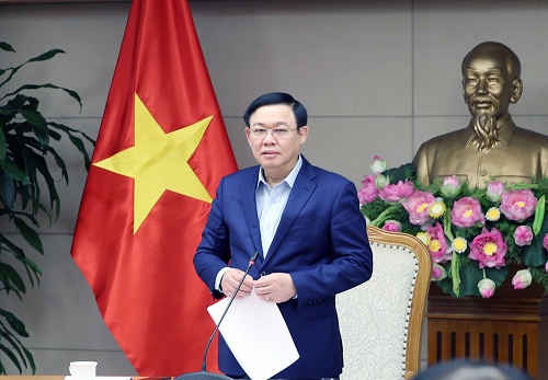 Đưa gi&aacute; thịt lợn xuống mức hợp l&yacute;, đ&aacute;p ứng nhu cầu về khẩu trang, nước s&aacute;t khuẩn chống dịch nCoV