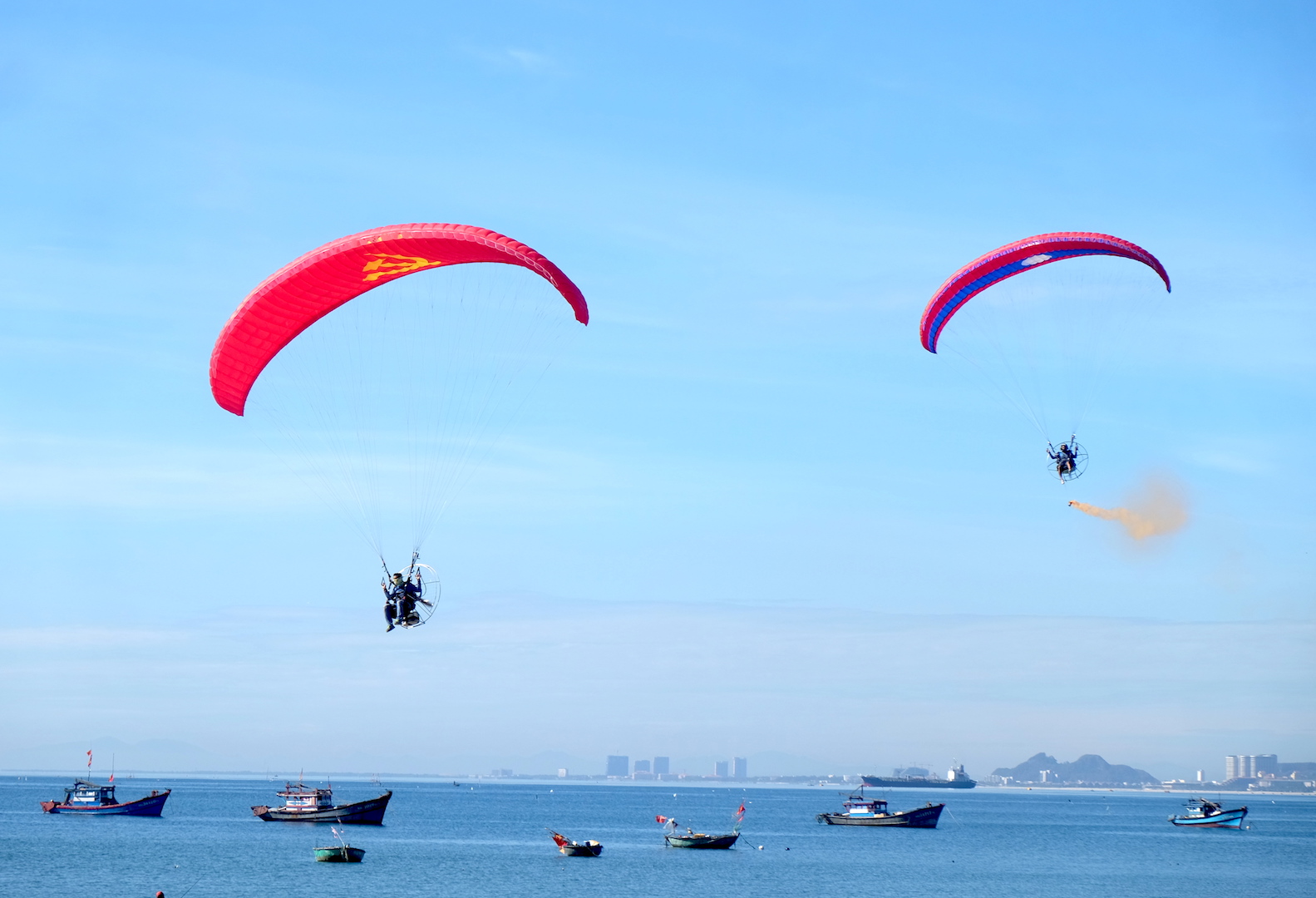 Nhiều tỉnh th&agrave;nh miền Trung mở cửa lại du lịch, miễn ph&iacute; v&eacute; tham quan