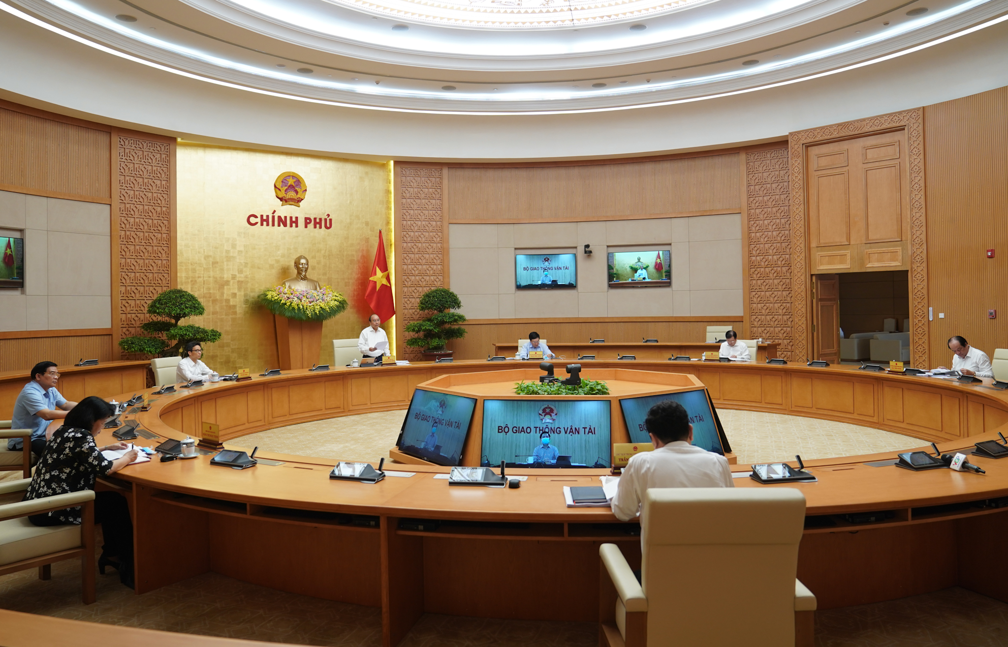 Bộ trưởng KHĐT: Các cân đối lớn cơ bản được giữ vững Bộ trưởng KHĐT: Các cân đối lớn cơ bản được giữ vững