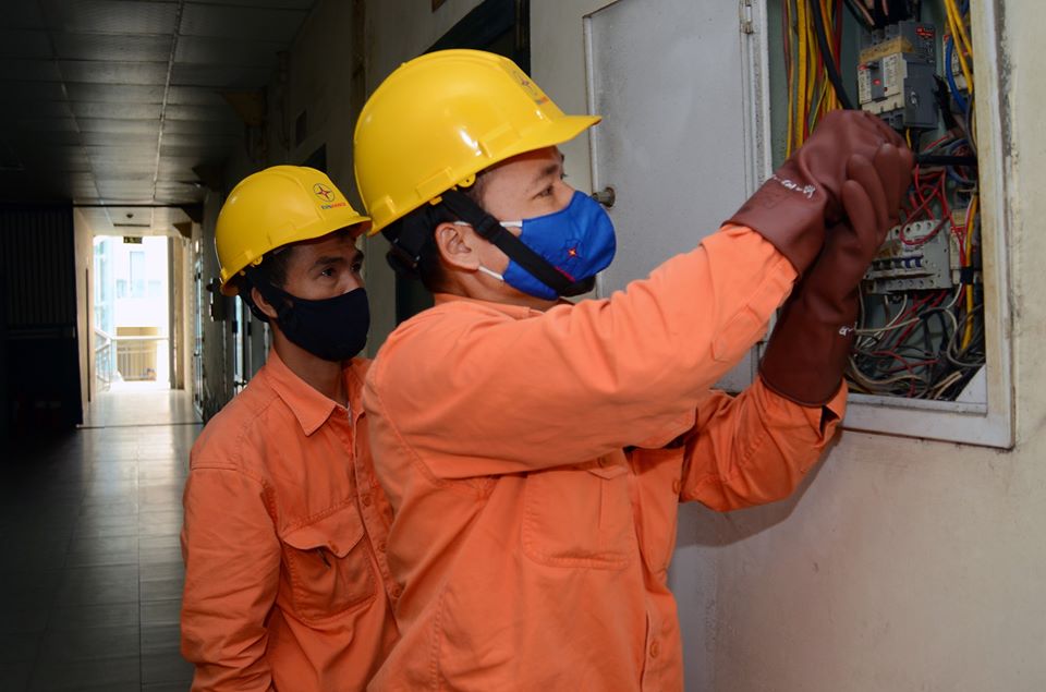 Cắt điện phải th&ocirc;ng b&aacute;o trước 5 ng&agrave;y