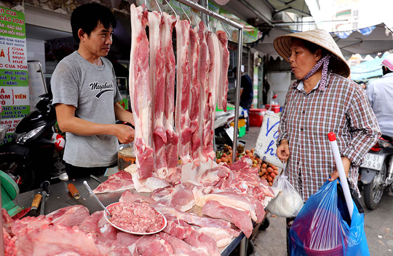 Gi&aacute; thịt lợn l&agrave; nguy&ecirc;n nh&acirc;n chủ yếu đẩy CPI tăng cao