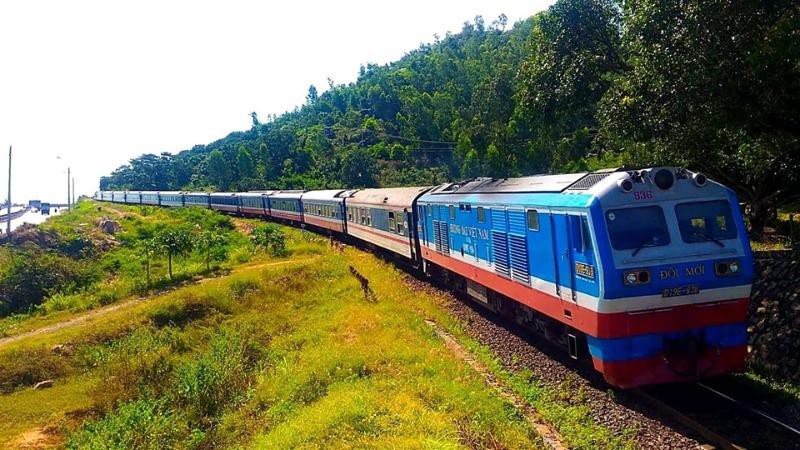 Tổng C&ocirc;ng ty Đường sắt Việt Nam triển khai b&aacute;n v&eacute; qua App sau khi lỗ hơn 450 tỷ đồng