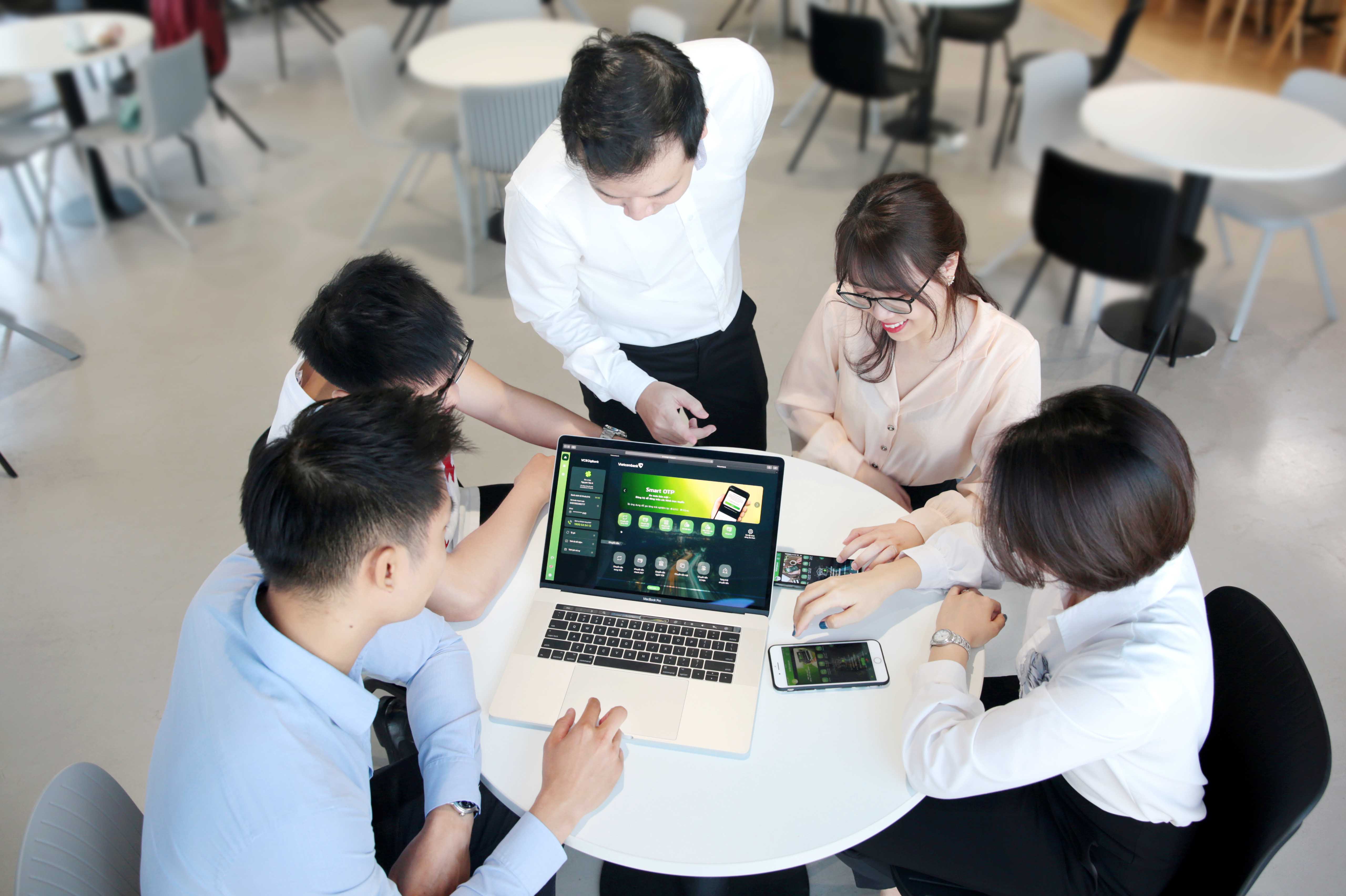 Vietcombank ra mắt dịch vụ Ngân hàng số VCB Digibank Vietcombank ra mắt dịch vụ Ngân hàng số VCB Digibank