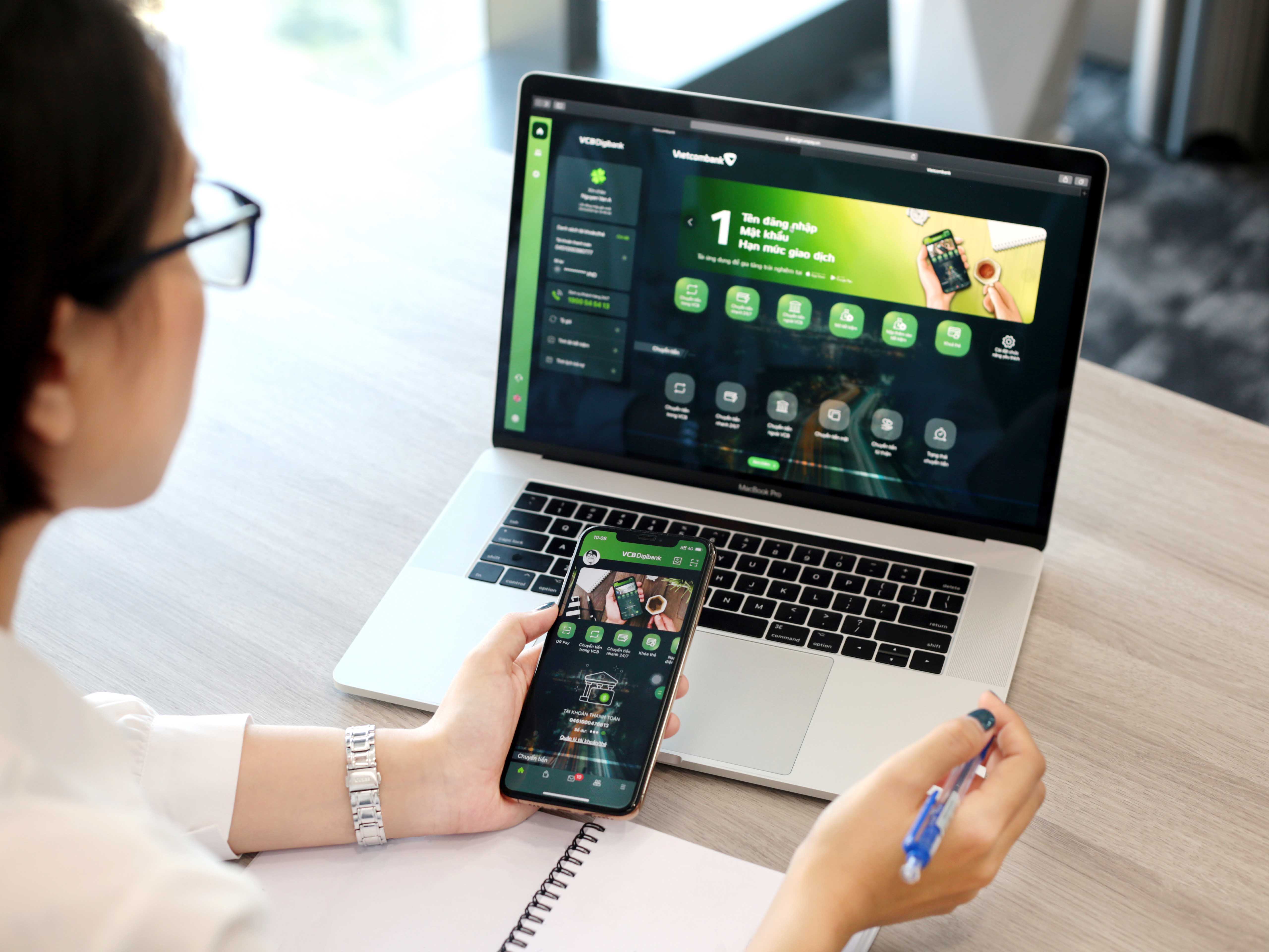 Vietcombank ra mắt dịch vụ Ngân hàng số VCB Digibank Vietcombank ra mắt dịch vụ Ngân hàng số VCB Digibank