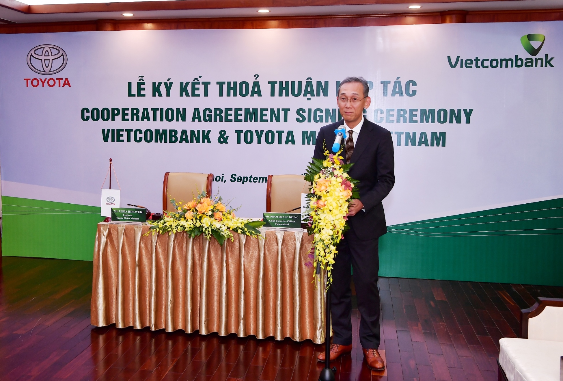 Vietcombank v&agrave; Toyota Motor Việt Nam k&yacute; kết Thỏa thuận Hợp t&aacute;c