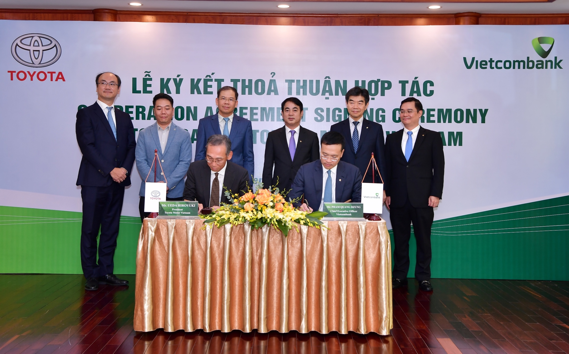 Vietcombank v&agrave; Toyota Motor Việt Nam k&yacute; kết Thỏa thuận Hợp t&aacute;c