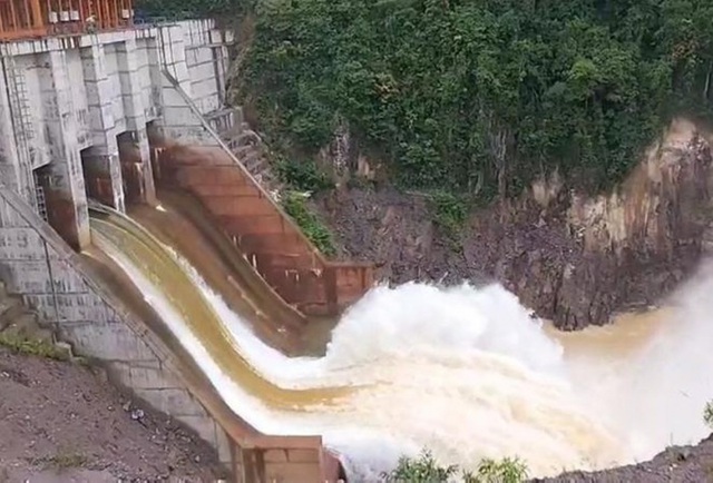 Thu hồi giấy ph&eacute;p hoạt động của thủy điện Thượng Nhật