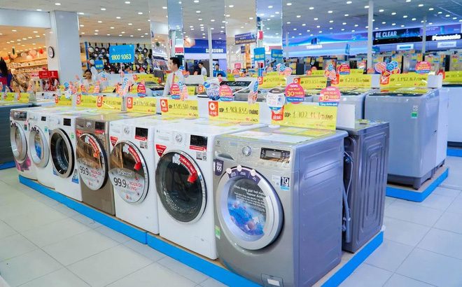 Thị trường điện m&aacute;y: Nở rộ khuyến m&atilde;i &lsquo;khủng&rsquo; cuối năm, kh&aacute;ch h&agrave;ng vẫn kh&ocirc;ng mặn m&agrave;