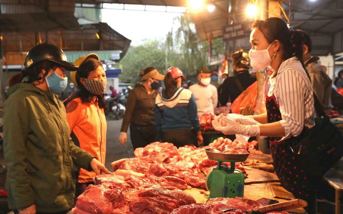 Tết T&acirc;n Sửu: Gi&aacute; thịt lợn sẽ kh&ocirc;ng tăng cao