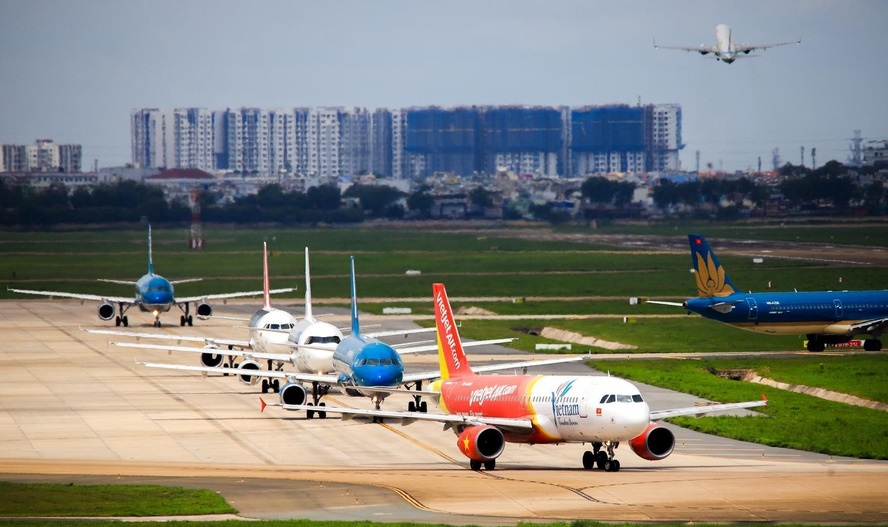Cục H&agrave;ng kh&ocirc;ng khuyến c&aacute;o h&agrave;nh kh&aacute;ch đi lại dịp cao đểm Tết