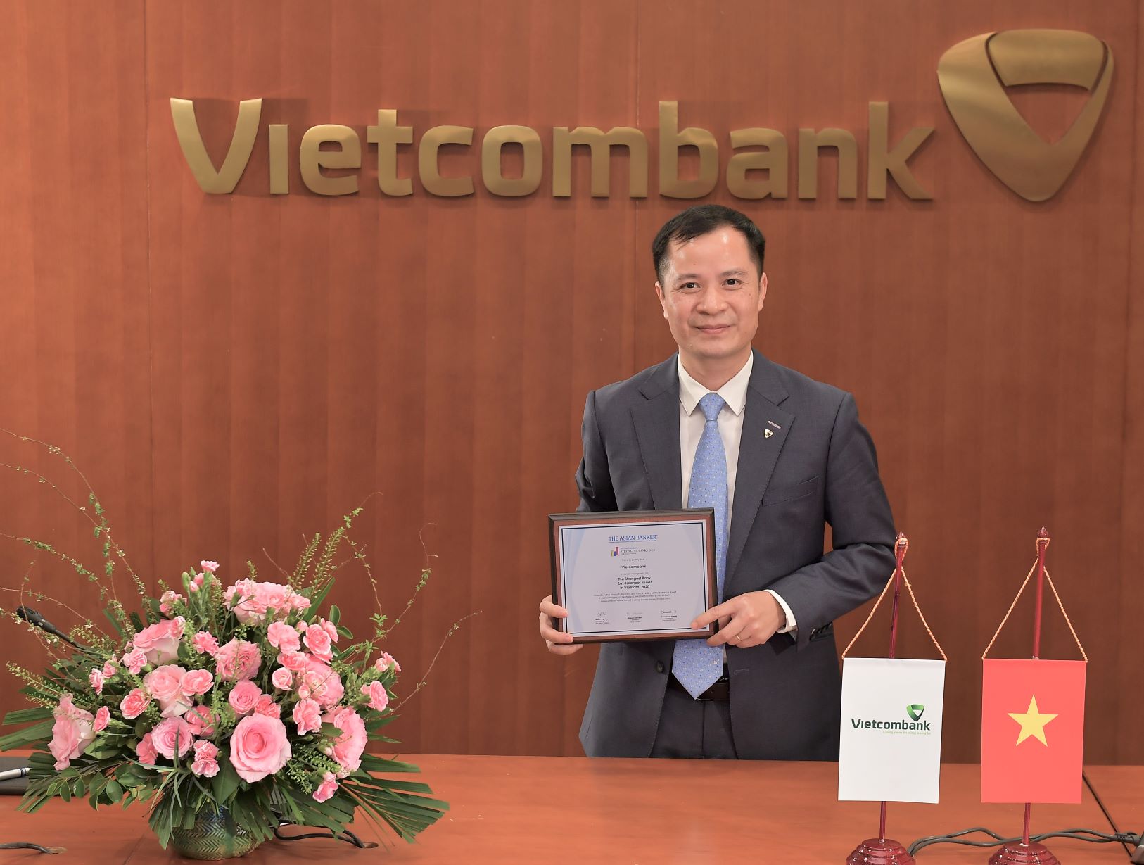 Vietcombank được The Asian Banker vinh danh l&agrave; &ldquo;Ng&acirc;n h&agrave;ng mạnh nhất dựa tr&ecirc;n Bảng tổng kết t&agrave;i sản&rdquo; lần thứ 6 li&ecirc;n tiếp