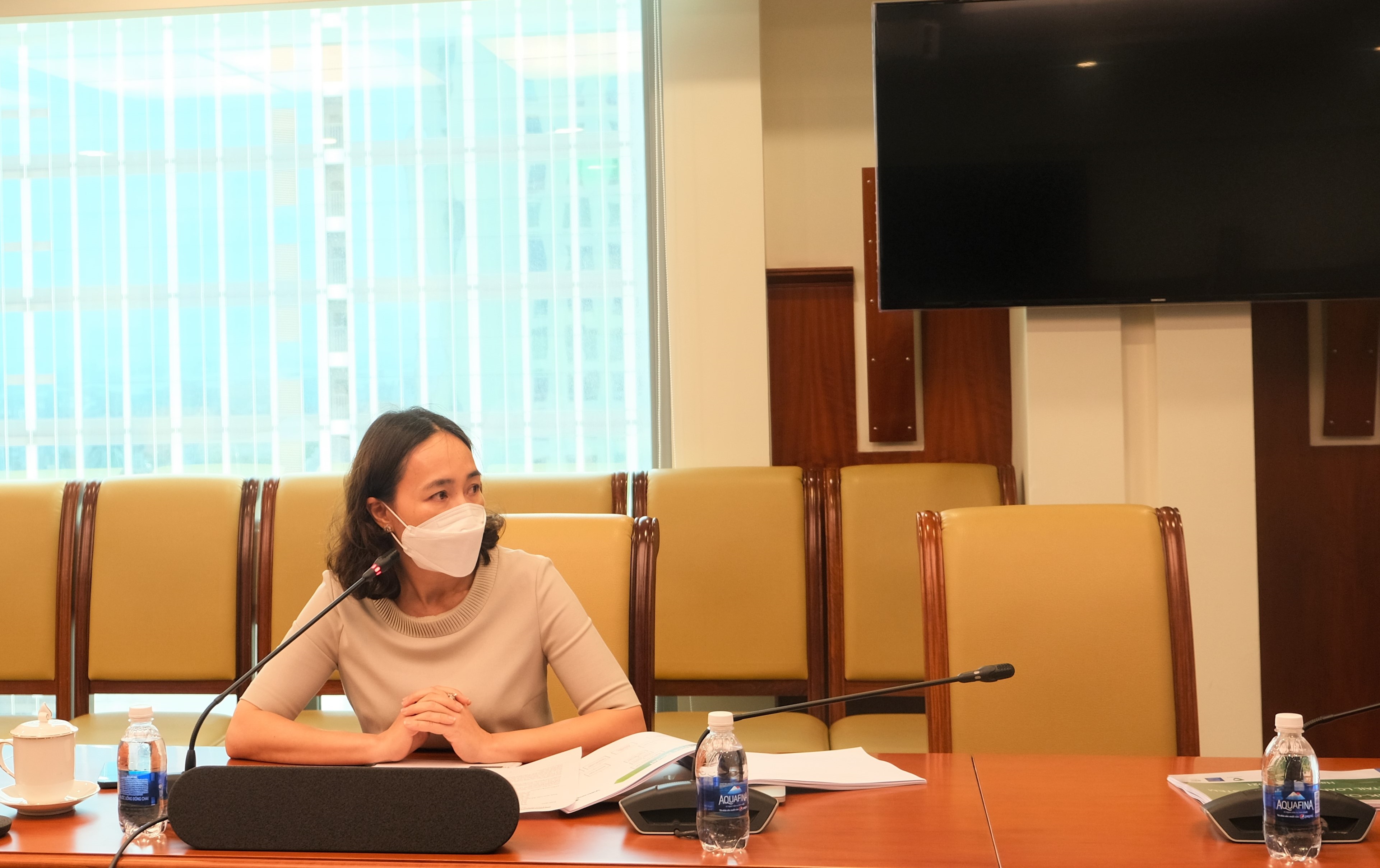B&agrave; Nguyễn Thị Kim Oanh - PTGĐ Vietcombank &ndash; Trưởng BTK dự &aacute;n ph&aacute;t biểu tại lễ khởi động