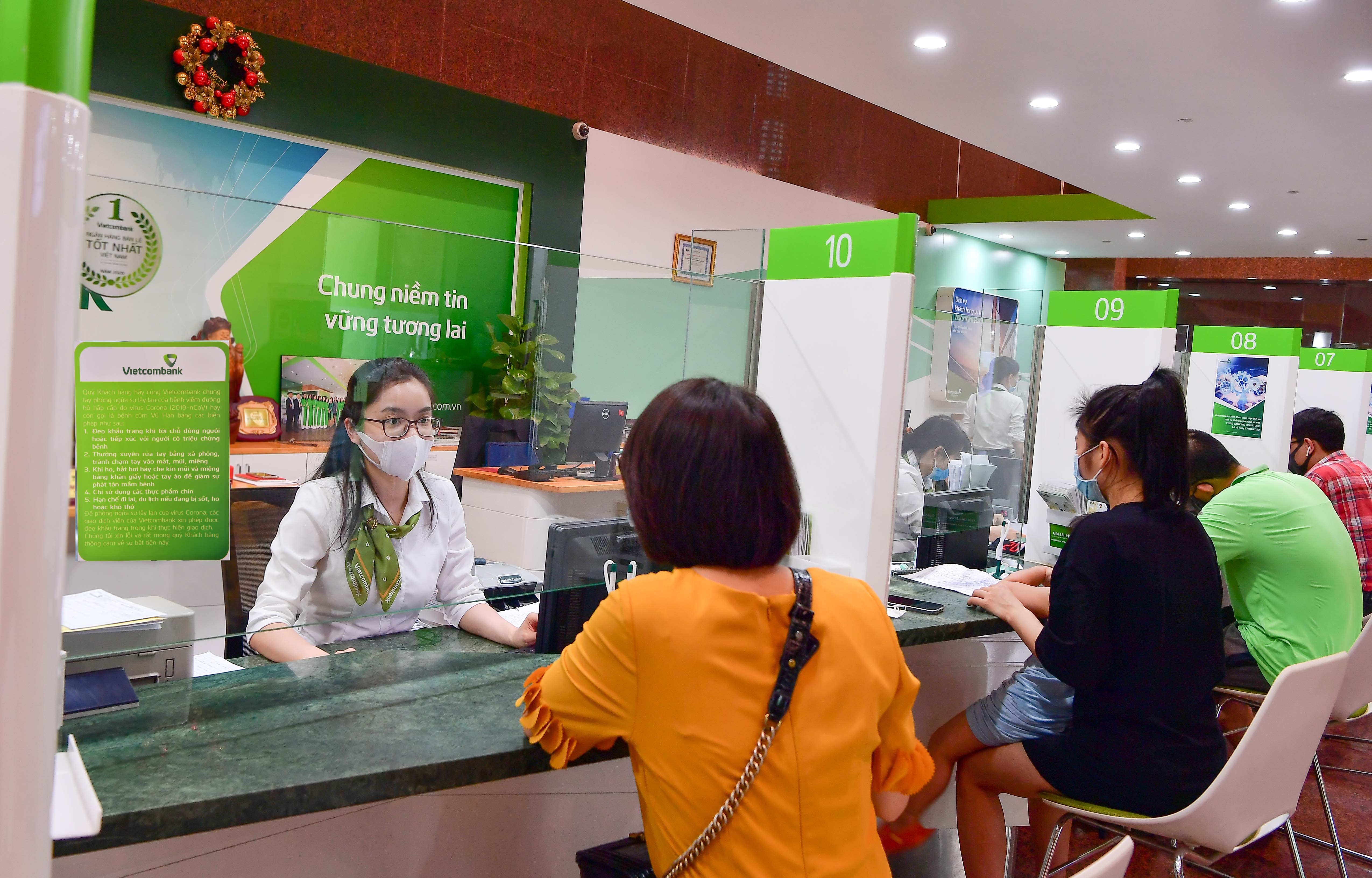 Vietcombank giảm l&atilde;i suất tiền vay v&agrave; ph&iacute; để hỗ trợ kh&aacute;ch h&agrave;ng bị ảnh hưởng bởi đại dịch Covid-19 tại địa b&agrave;n tỉnh Bắc Giang v&agrave; Bắc Ninh