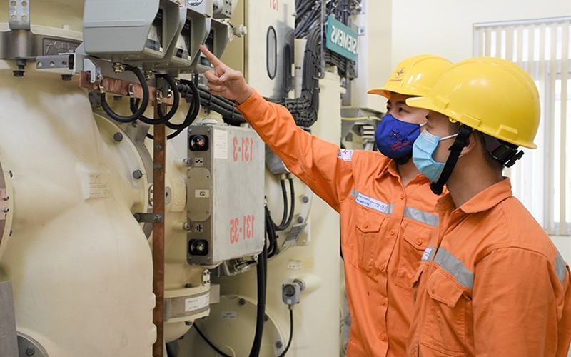 Bộ C&ocirc;ng Thương l&ecirc;n tiếng về việc sửa biểu đồ gi&aacute; điện