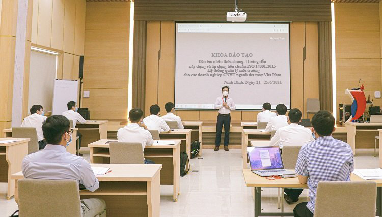 Đ&agrave;o tạo v&agrave; hướng dẫn x&acirc;y dựng v&agrave; &aacute;p dụng ti&ecirc;u chuẩn ISO 14001:2015 cho c&aacute;c Link Đăng Nhập Nhà cái 13Win16.Com CNHT ng&agrave;nh dệt may Việt Nam