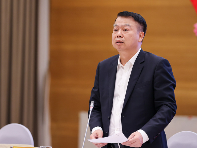 Thứ trưởng Bộ T&agrave;i ch&iacute;nh Nguyễn Đức Chi: Nếu t&iacute;nh ri&ecirc;ng mức thuế bảo vệ m&ocirc;i trường đối với xăng, dầu, mỡ nhờn giảm từ ng&agrave;y 1/4/ 2022 th&igrave; mức giảm thu ng&acirc;n s&aacute;ch sẽ v&agrave;o khoảng 11.992 tỷ đồng
