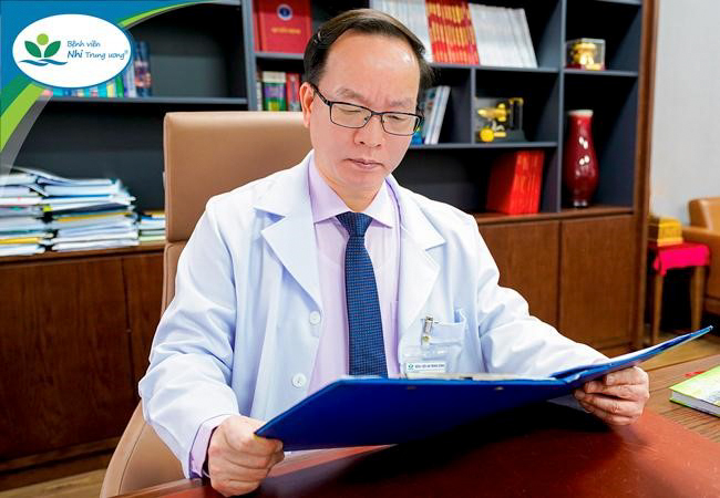 Chuy&ecirc;n gia Bệnh viện Nhi Trung ương hướng dấn bảo vệ trẻ trước COVID &ndash; 19 v&agrave; hậu COVID