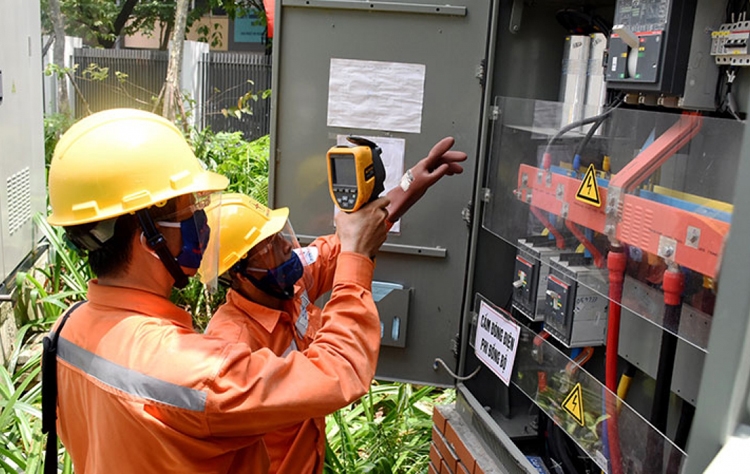 Ti&ecirc;u thụ điện th&aacute;ng 2/2022 tăng mạnh
