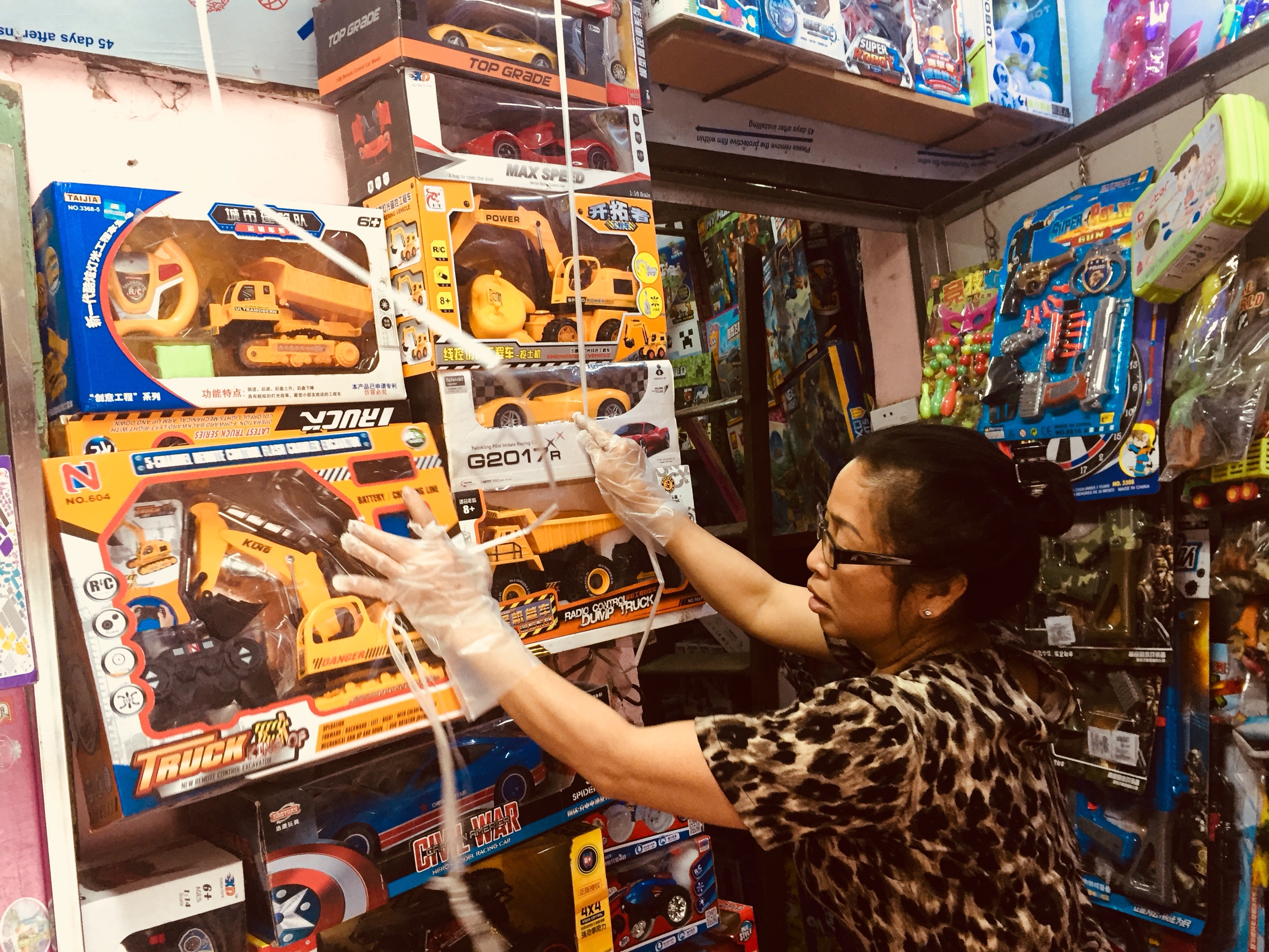 Thị trường đồ chơi trẻ em khởi sắc trước thềm 1/6