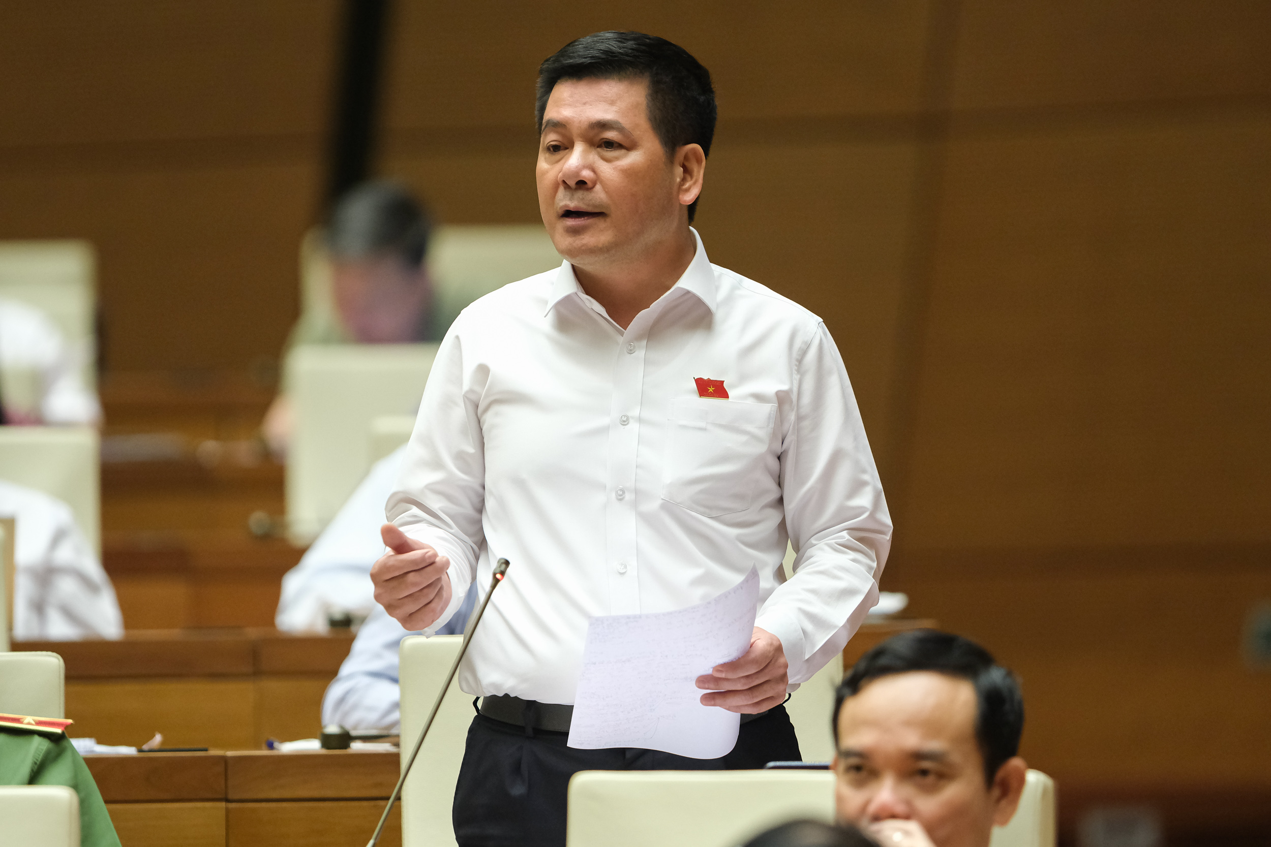 Bộ trưởng Bộ C&ocirc;ng thương Nguyễn Hồng Di&ecirc;n 