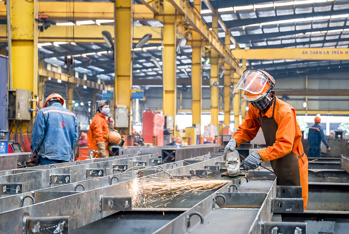 Cải tiến năng suất tổng thể: Nh&igrave;n lại m&ocirc; h&igrave;nh điểm từ C&ocirc;ng ty CP Cơ điện Tomeco