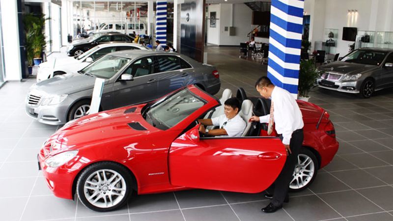 Gi&aacute; &ocirc; t&ocirc; nhập khẩu dưới 9 chỗ tăng mạnh