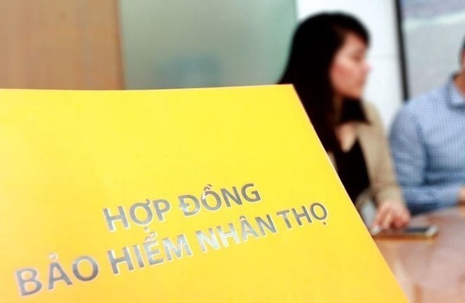 Lập đường d&acirc;y n&oacute;ng, thanh tra xử l&yacute; ng&acirc;n h&agrave;ng '&eacute;p' kh&aacute;ch mua bảo hiểm