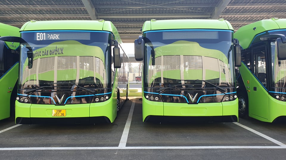 VinBus của Vingroup được H&agrave; Nội xếp hạng 5 sao