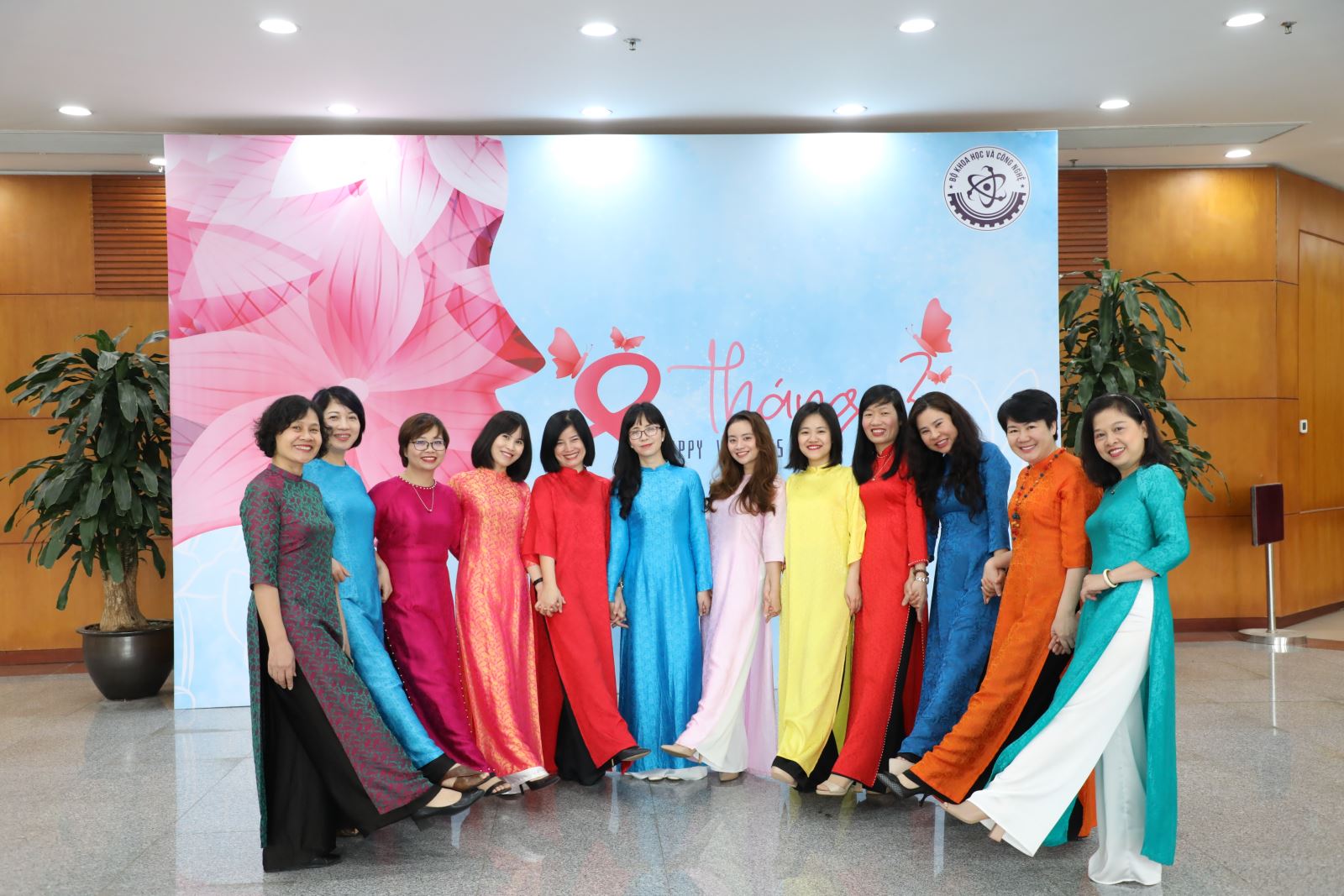 Cuộc thi Tu&acirc;̀n l&ecirc;̃ Áo dài năm 2023 của B&ocirc;̣ Khoa học và C&ocirc;ng ngh&ecirc;̣
