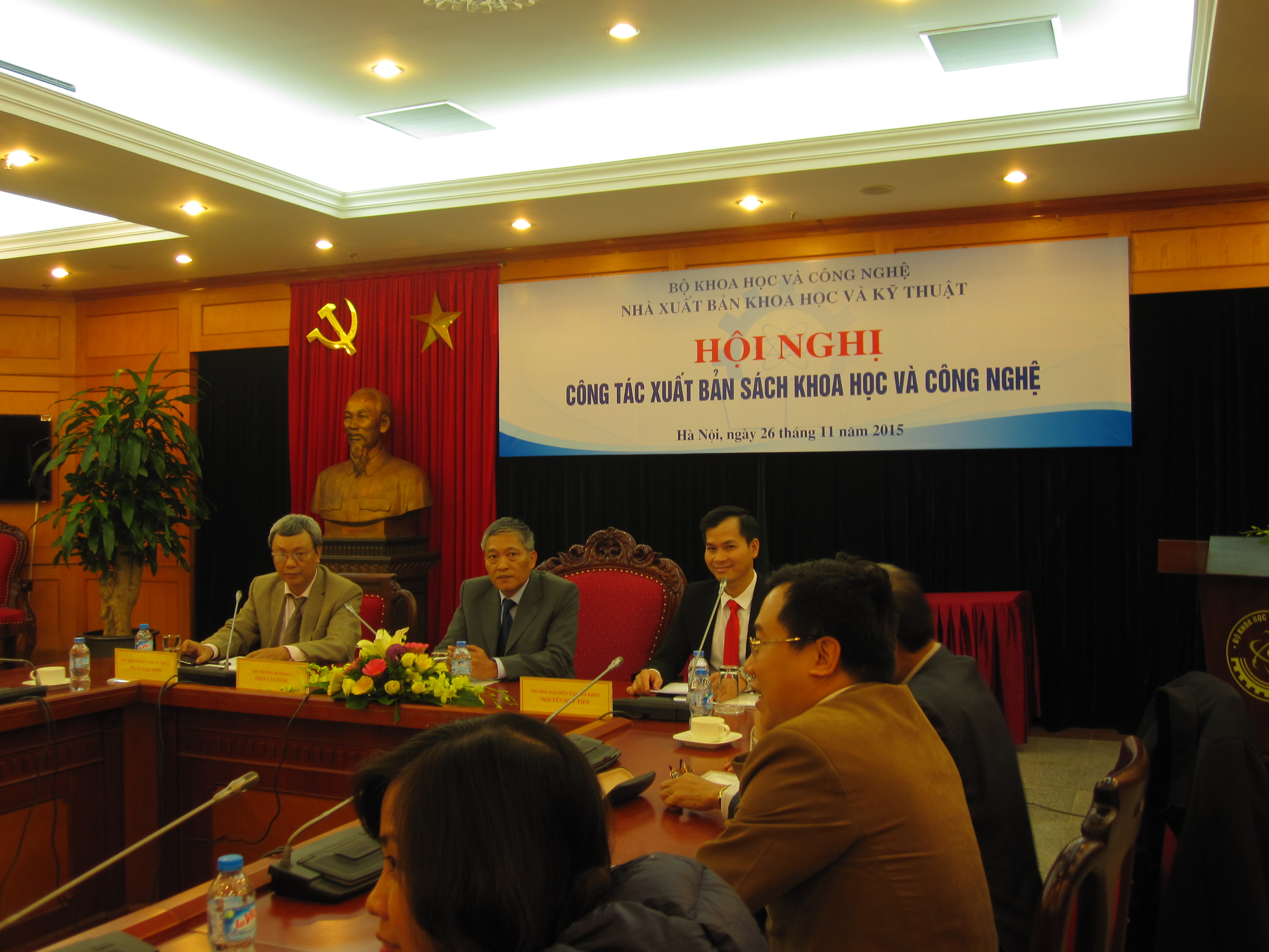 Hội nghị c&ocirc;ng t&aacute;c xuất bản s&aacute;ch KH&CN
