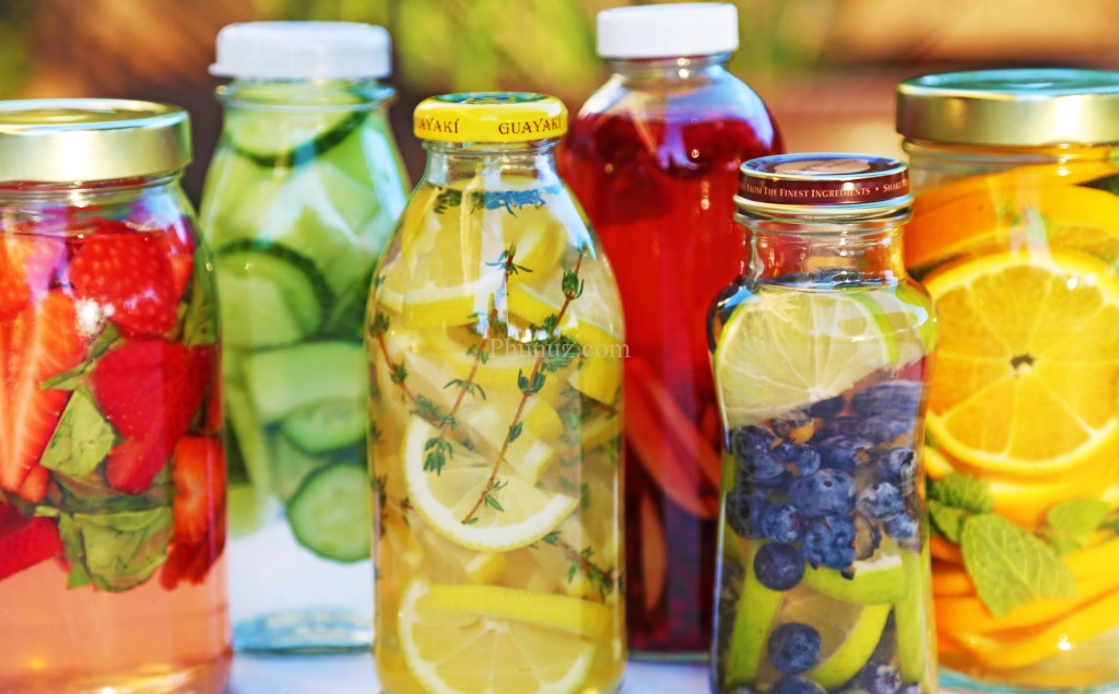 Tr&agrave;o lưu giảm c&acirc;n bằng thức uống Detox đang được giới trẻ hưởng ứng