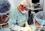 Sau khi nâng ngực, chuyện chăn gối trở nên bất thường