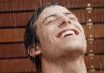 Tắm nước lạnh nhiều lợi ích