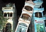 Xây nhà làm nghiêng nhà hàng xóm phải bồi thường