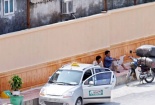 Hà Nội: Thanh tra giao thông bao che taxi... ăn tiền?