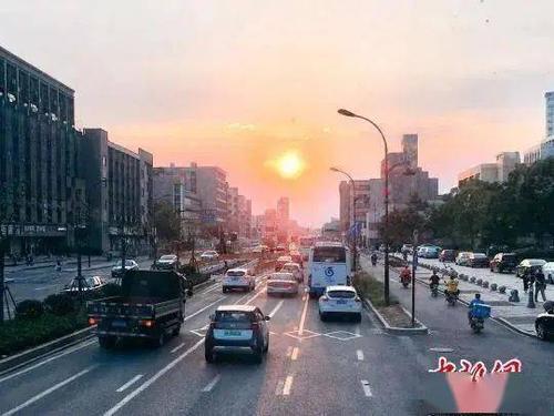 Nguy cơ ung thư vòm họng do “yêu” bằng miệng
