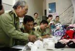 Áo ngực chứa dầu khoáng: Chưa thể nói an toàn!