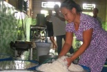 Người dân điêu đứng vì bún chứa chất cấm