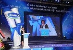 Hơn 34.000 suất học bổng trao cho học sinh tiểu học