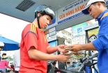 Vì sao bất ngờ điều chuyển Bộ Công thương quản lý giá xăng dầu?