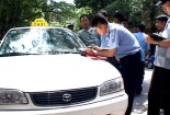 Bát nháo taxi dù trên địa bàn Hà Nội