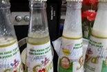 Vụ chai sữa đậu nành có dị vật ở Cà Mau: Tân Hiệp Phát 'phớt' trách nhiệm với người tiêu dùng?