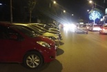 Bình trà miễn phí bị tịch thu, ô tô đỗ tràn trước cửa nhiều nhà hàng lớn