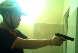 Đủ loại 'hàng nóng' trôi nổi