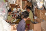 Triệt phá đường dây buôn lậu linh kiện điện tử 'khủng' tại TP HCM