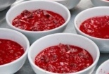 Ăn tiết canh lợn, một phụ nữ nhập viện vì nguy kịch