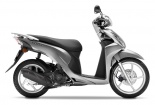 Hơn 200.000 người Việt vừa bỏ tiền mua xe máy Honda, lộ chiếc xe bán chạy nhất