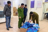 Thu giữ gần 300 'thẻ đeo diệt virus' nhập lậu không có kiểm định chất lượng