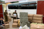 Tạm giữ lượng lớn túi giữ nhiệt, bình đựng nước bằng nhựa không rõ nguồn gốc