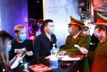 Từ 0h ngày 30/4, Hà Nội tạm dừng tạm dừng hoạt động karaoke, quán bar, vũ trường, game 